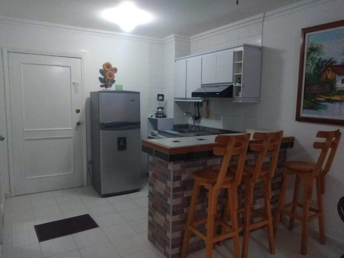 Acogedor apartamento a 15 metros del mar Santa Marta  Exterior foto